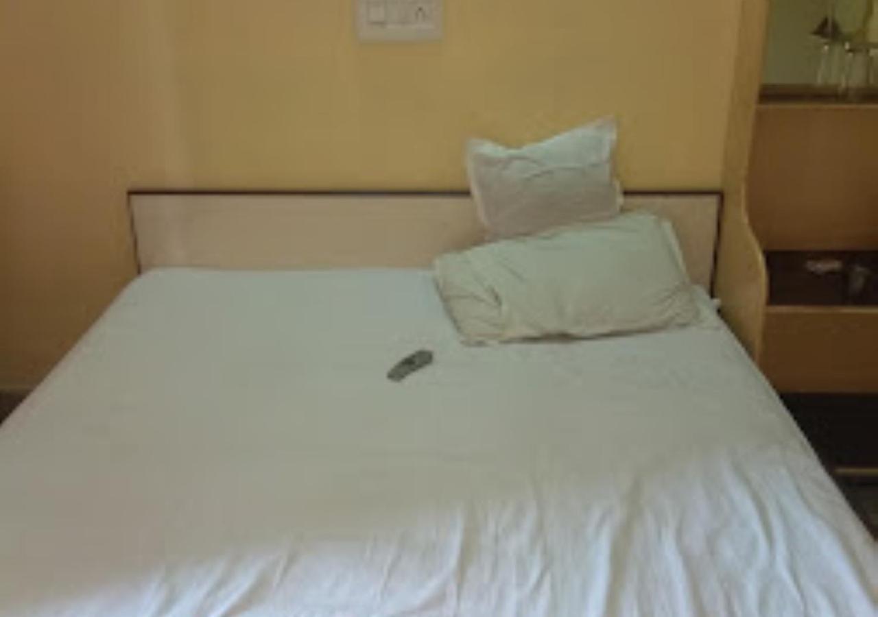 Hotel Basera Odisha Rourkela ภายนอก รูปภาพ
